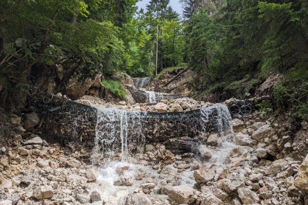 Napolnjene vodne pregrade