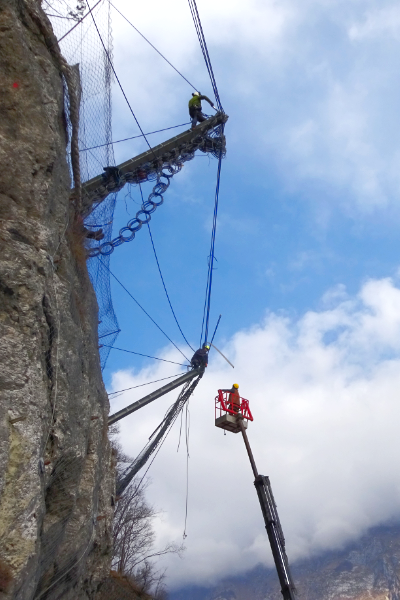 Delo na visini z dvigalom